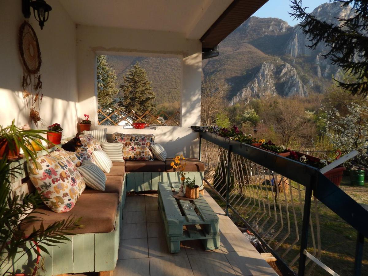 Impeccable Apartment With View In Dolna Matka スコピエ エクステリア 写真